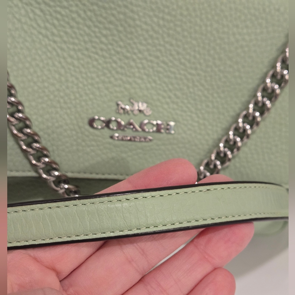 Coach 2023 Klare Chain Crossbody 25 Pistachio Leather Bag - Picture 6 of 16